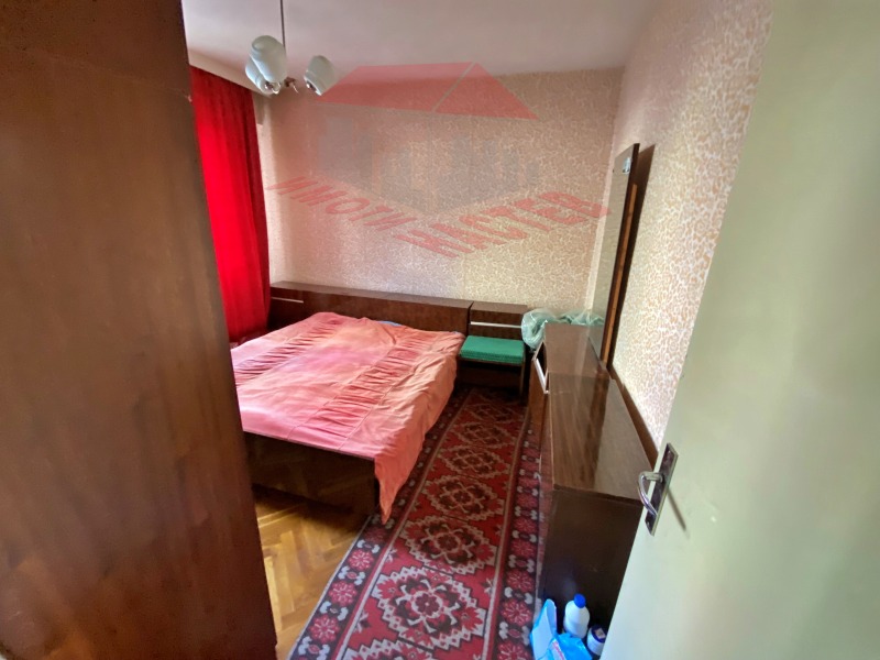 Продава 3-СТАЕН, гр. Шумен, Дивизионна болница, снимка 4 - Апартаменти - 53452603