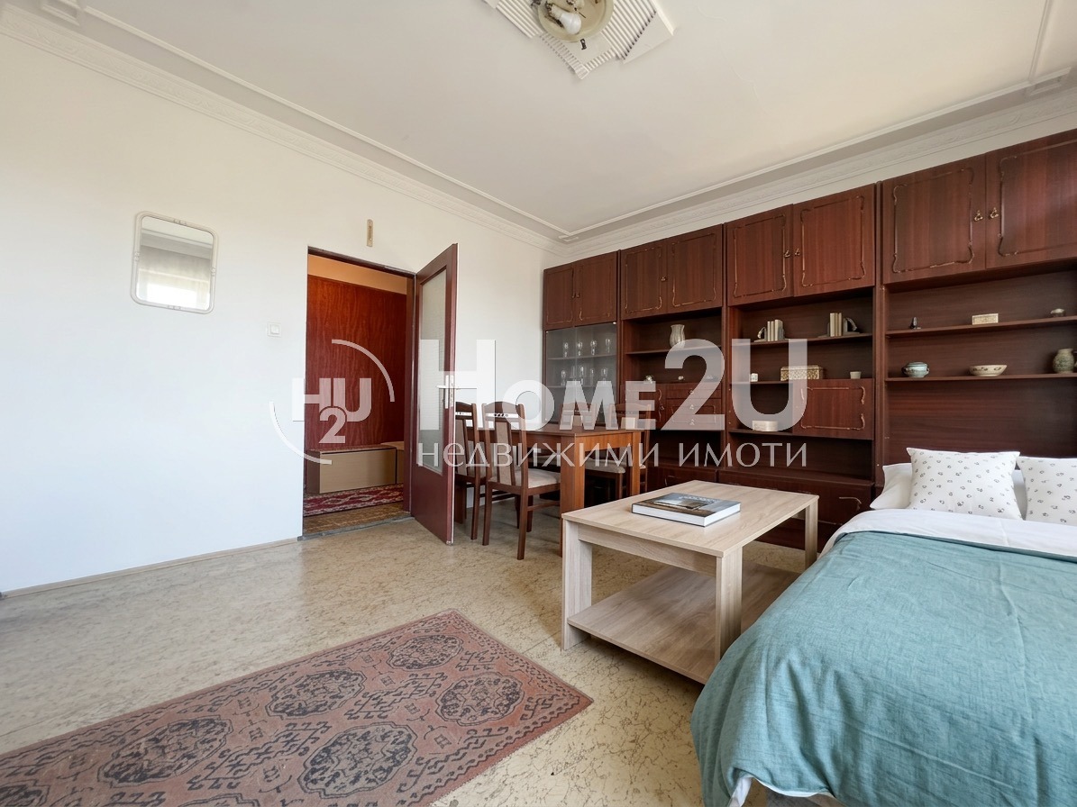 Продава 3-СТАЕН, гр. Пловдив, Въстанически, снимка 2 - Апартаменти - 52648002