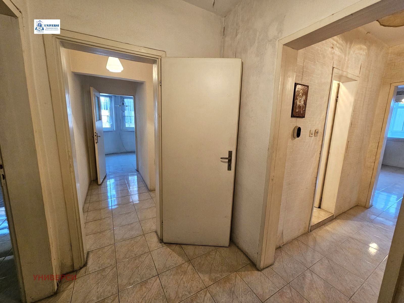 Продава 3-СТАЕН, гр. Варна, Център, снимка 2 - Апартаменти - 53814421
