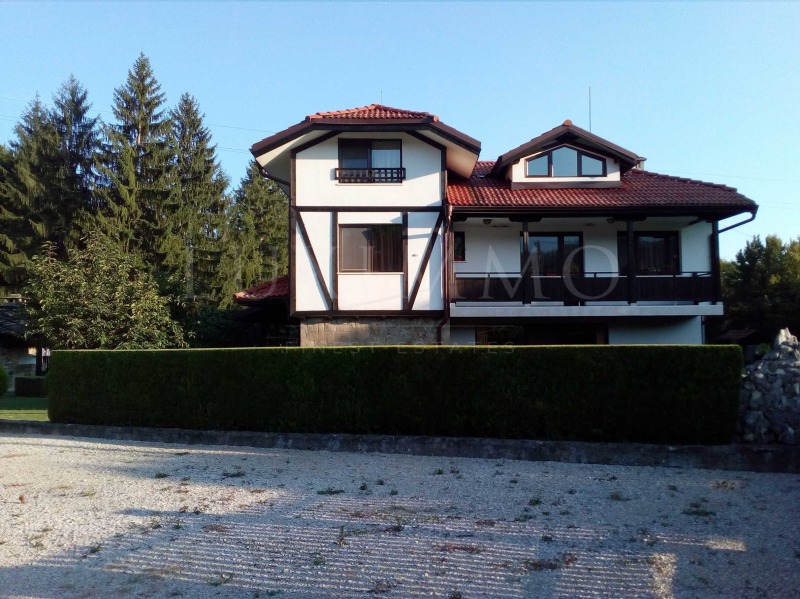 Продава КЪЩА в област Ловеч, гр. Априлци - 266 кв.м / 335 350 € » 655 887.59 лв., ЛУКСИММО - ИМОТИ В СТРАНАТА