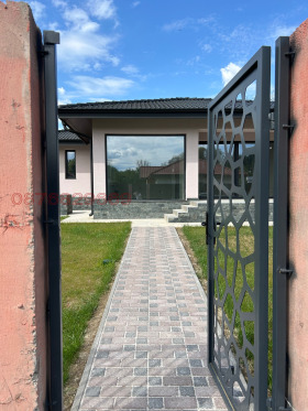 Hus Dolna Dikanya, region Pernik 4