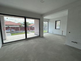 Hus Dolna Dikanya, region Pernik 11
