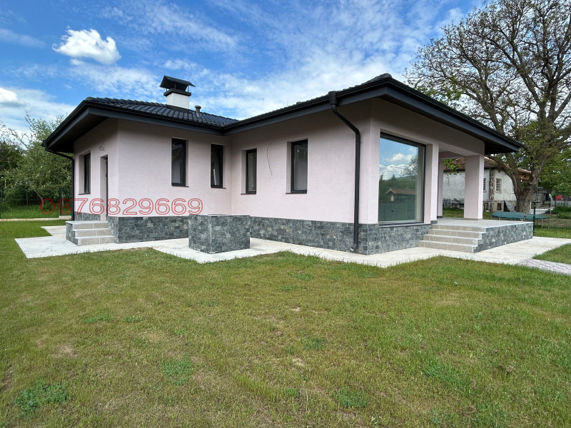 Продава  Къща, област Перник, с. Долна Диканя •  220 000 EUR • ID 78072976 — holmes.bg - [1] 