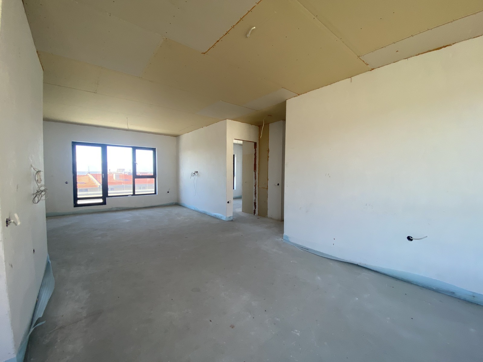 Продава 3-СТАЕН, гр. Карлово, област Пловдив, снимка 2 - Апартаменти - 49432860