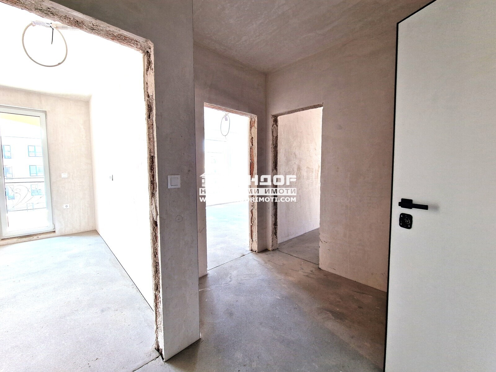 Продава МНОГОСТАЕН, гр. Пловдив, Кършияка, снимка 2 - Апартаменти - 53072637