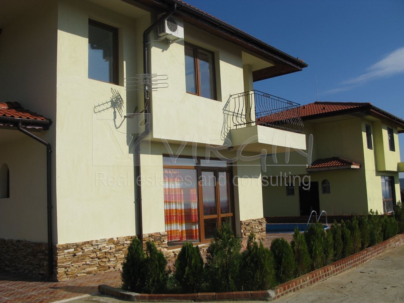 Продава КЪЩА, с. Генерал Кантарджиево, област Варна, снимка 2 - Къщи - 44729708