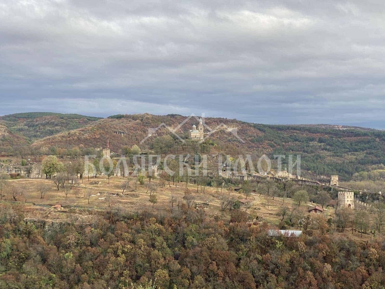 Продава КЪЩА, гр. Велико Търново, Център, снимка 2 - Къщи - 54111324