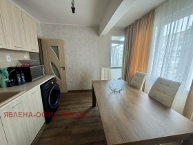 1 chambre Graf Ignatiev, Yambol 2