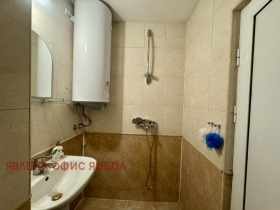 1 chambre Graf Ignatiev, Yambol 11