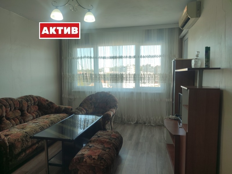 Na prodej  Studio Targovište , Centar , 50 m2 | 69924398 - obraz [2]