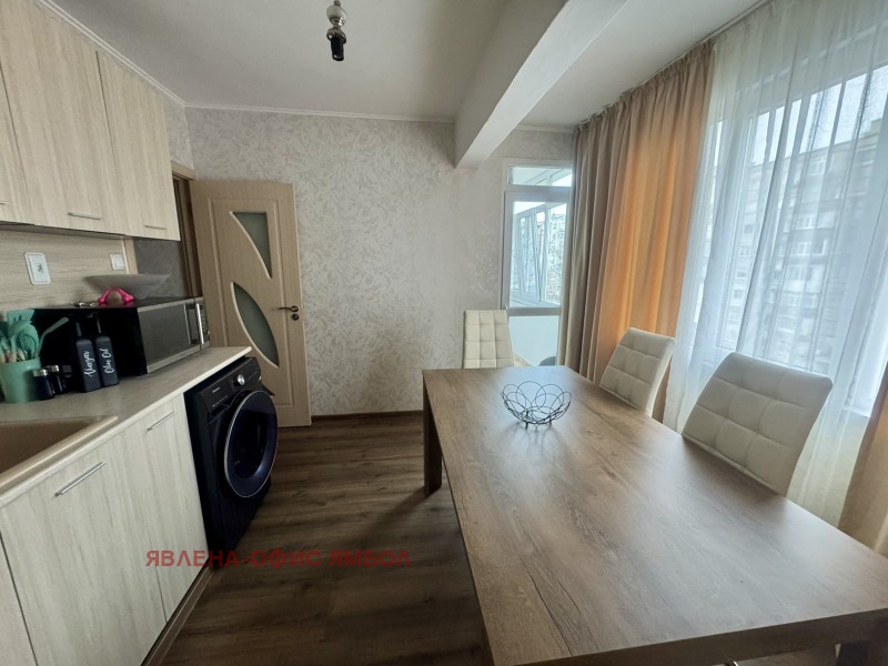 Продава  2-стаен град Ямбол , Граф Игнатиев , 60 кв.м | 66497675 - изображение [2]