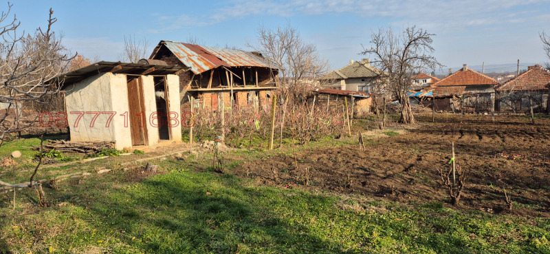 Продава КЪЩА, гр. Луковит, област Ловеч, снимка 6 - Къщи - 52778814