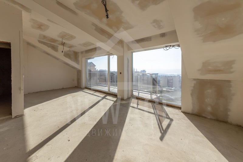 Продава КЪЩА, гр. Варна, м-т Пчелина, снимка 8 - Къщи - 52272988