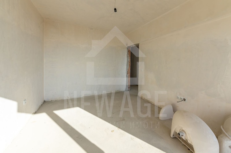 Продава КЪЩА, гр. Варна, м-т Пчелина, снимка 2 - Къщи - 52272988