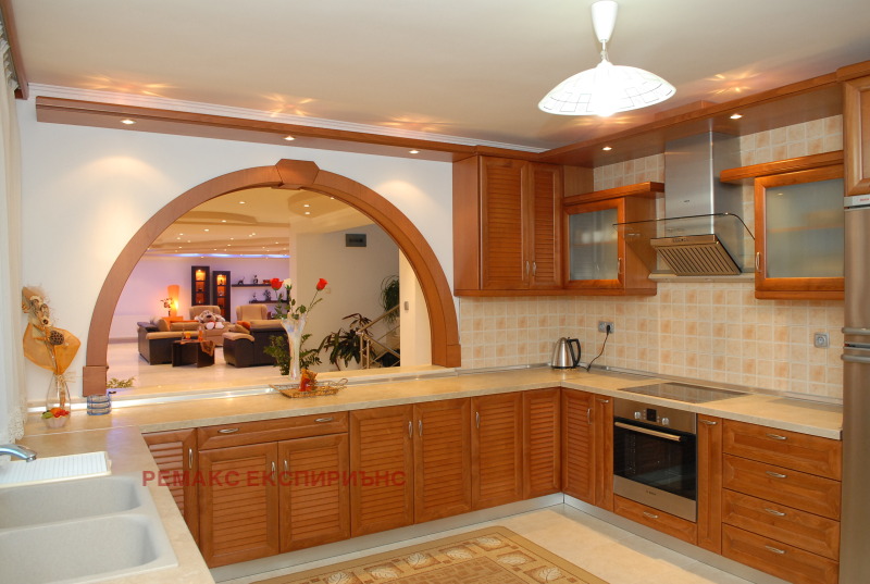 Продава БИЗНЕС ИМОТ, гр. Сандански, област Благоевград, снимка 16 - Други - 51566288