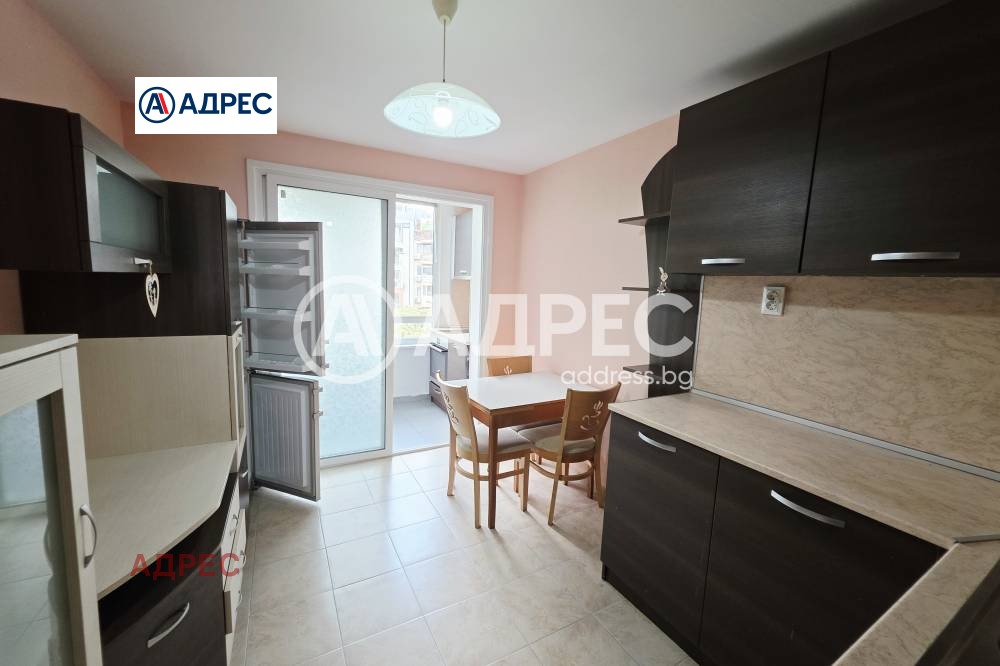 Продава 3-СТАЕН, гр. Варна, Лятно кино Тракия