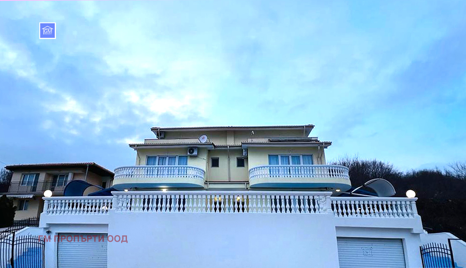 Продава КЪЩА, гр. Балчик, област Добрич, снимка 2 - Къщи - 45994347
