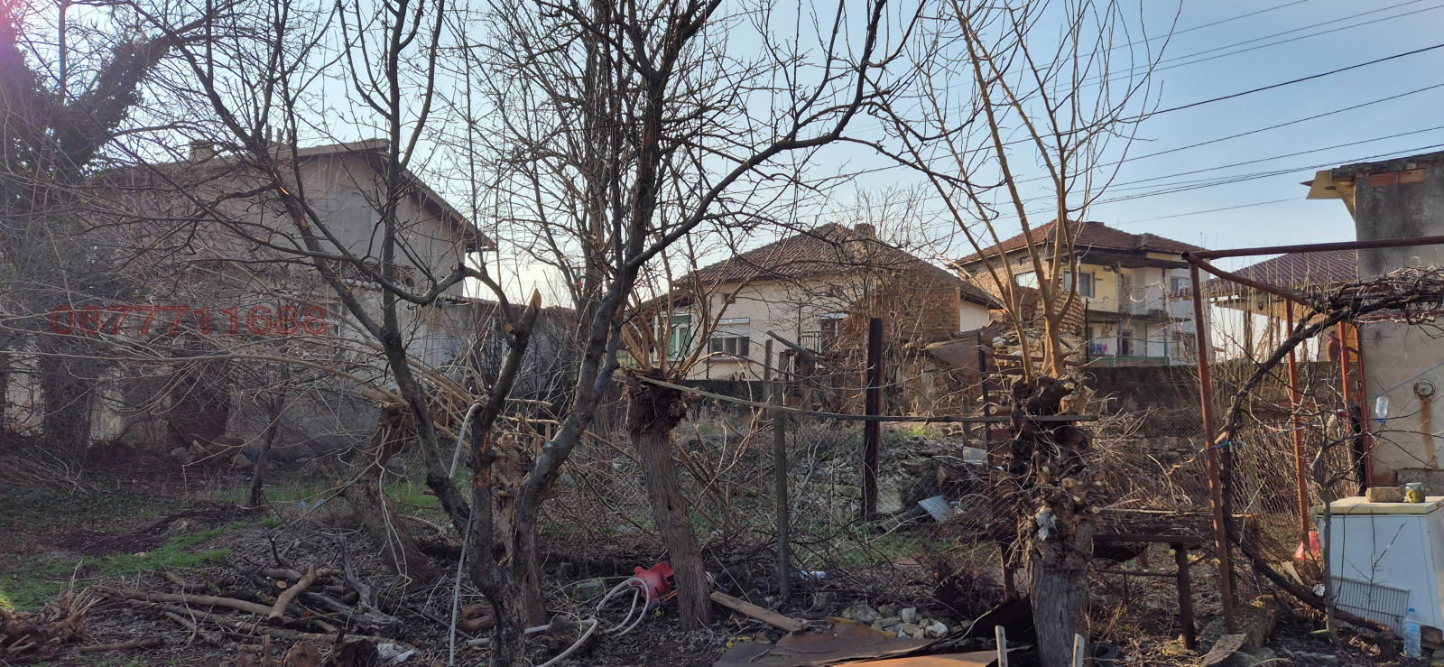 Продава КЪЩА, гр. Луковит, област Ловеч, снимка 2 - Къщи - 54335368