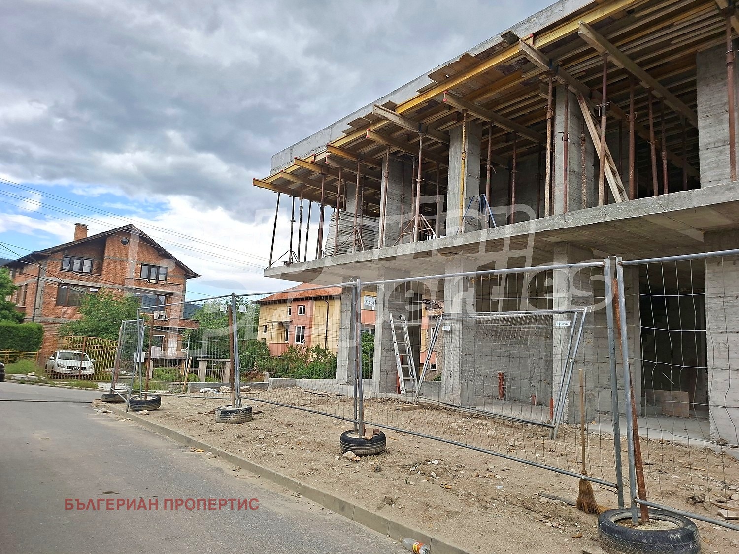 Продава КЪЩА, гр. Велинград, област Пазарджик, снимка 10 - Къщи - 54778347
