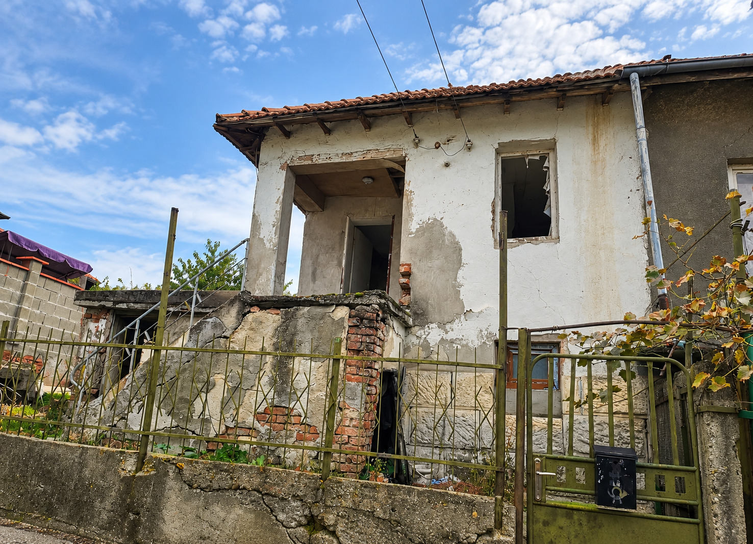Продава КЪЩА, гр. Русе, Дружба 2
