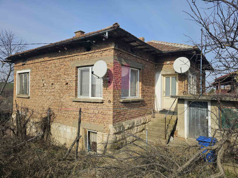 Продава КЪЩА в област Русе, с. Тръстеник - 80 кв.м / 18 000 € » 35 204.94 лв., КОРЕКТА ЕСТЕЙТ