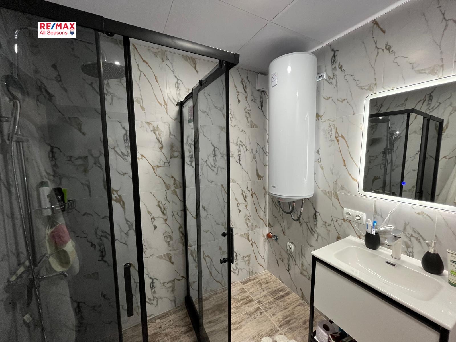 ������� ������, ����� | Imot.bg � ����������� 12