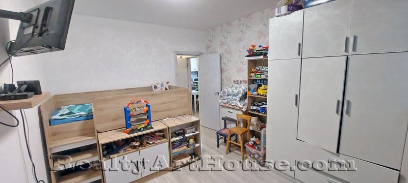 Til salgs  1 soverom Sofia , Ljulin 2 , 101 kvm | 98351743 - bilde [6]