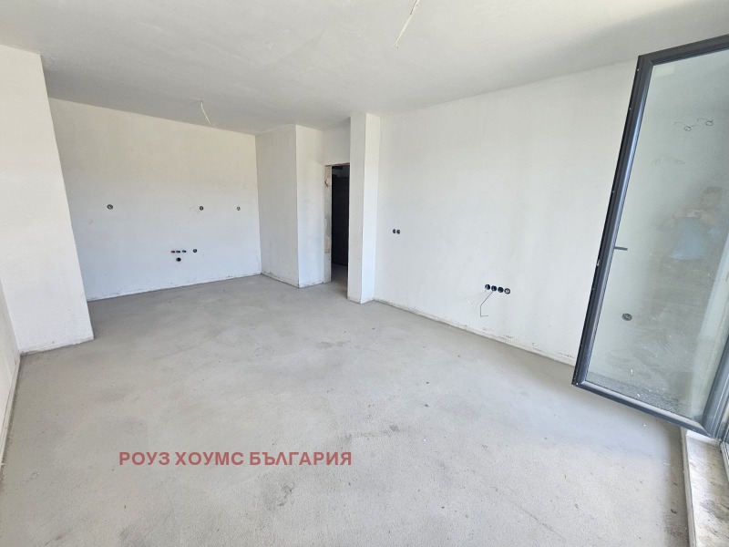 For Sale  1 bedroom Plovdiv , Komatevo , 64 sq.m | 94595446