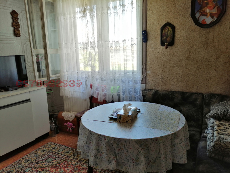 Продава 3-СТАЕН, гр. Шумен, Херсон, снимка 4 - Апартаменти - 52782130