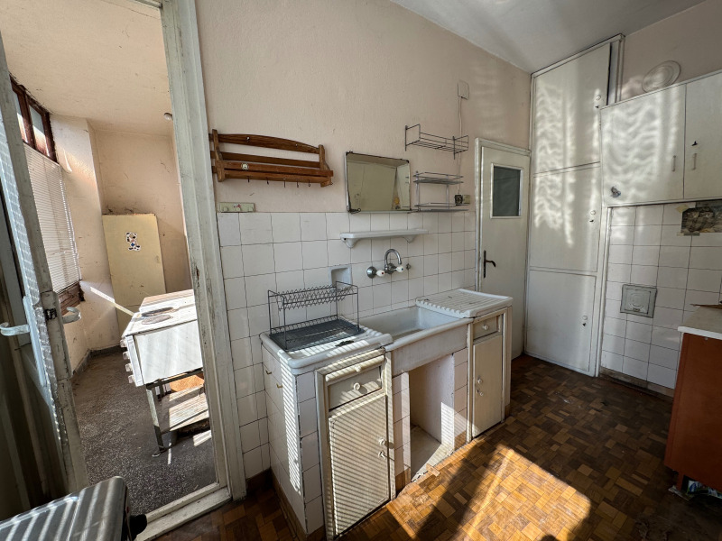 Продава  Многостаен град Велико Търново , Център , 135 кв.м | 92509311 - изображение [10]