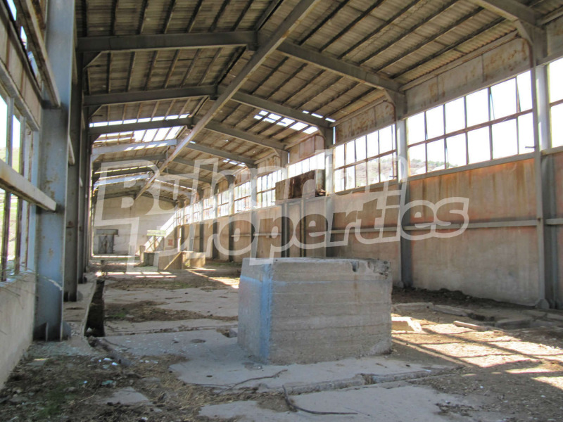 Продава ПРОМ. ПОМЕЩЕНИЕ, гр. Първомай, област Пловдив, снимка 3 - Производствени сгради - 26450569