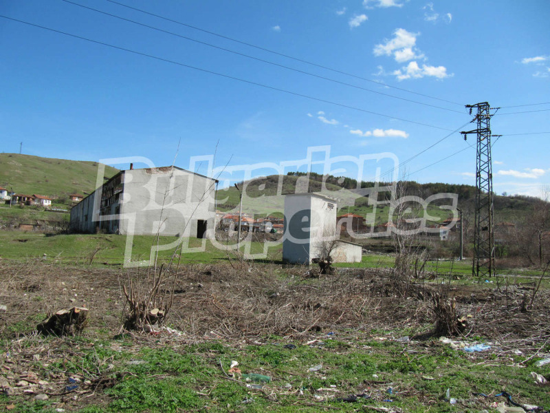 Продава ПРОМ. ПОМЕЩЕНИЕ, гр. Първомай, област Пловдив, снимка 9 - Производствени сгради - 26450569