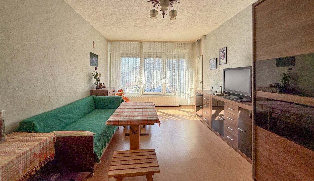 Продава 3-СТАЕН, гр. София, Люлин 10, снимка 2 - Апартаменти - 56400667