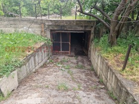 Обява продава гараж, град Перник, Селото