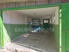 Garage Tsentar, Veliko Tarnovo