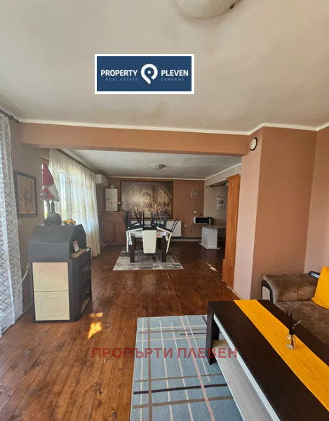 Na prodej  1 ložnice Pleven , 9-ti kvartal , 75 m2 | 24478507 - obraz [2]