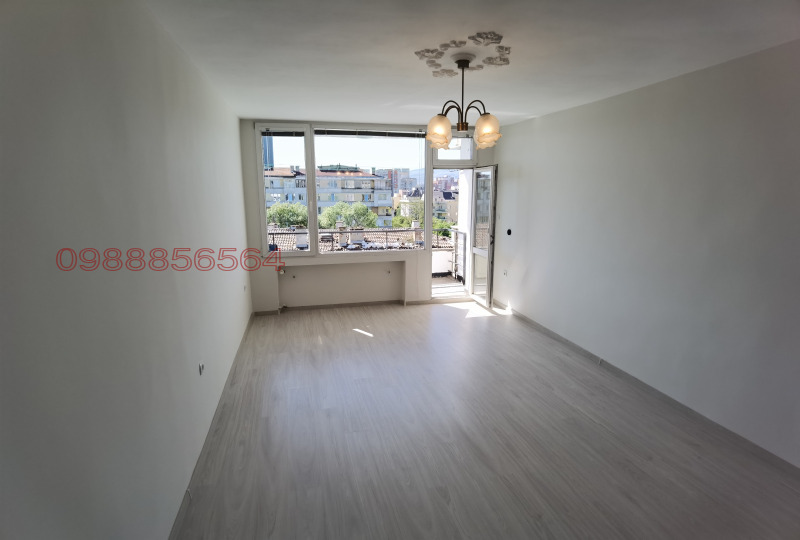 Продава  3-стаен, град София, Хиподрума •  295 000 EUR • ID 67944228 — holmes.bg - [1] 
