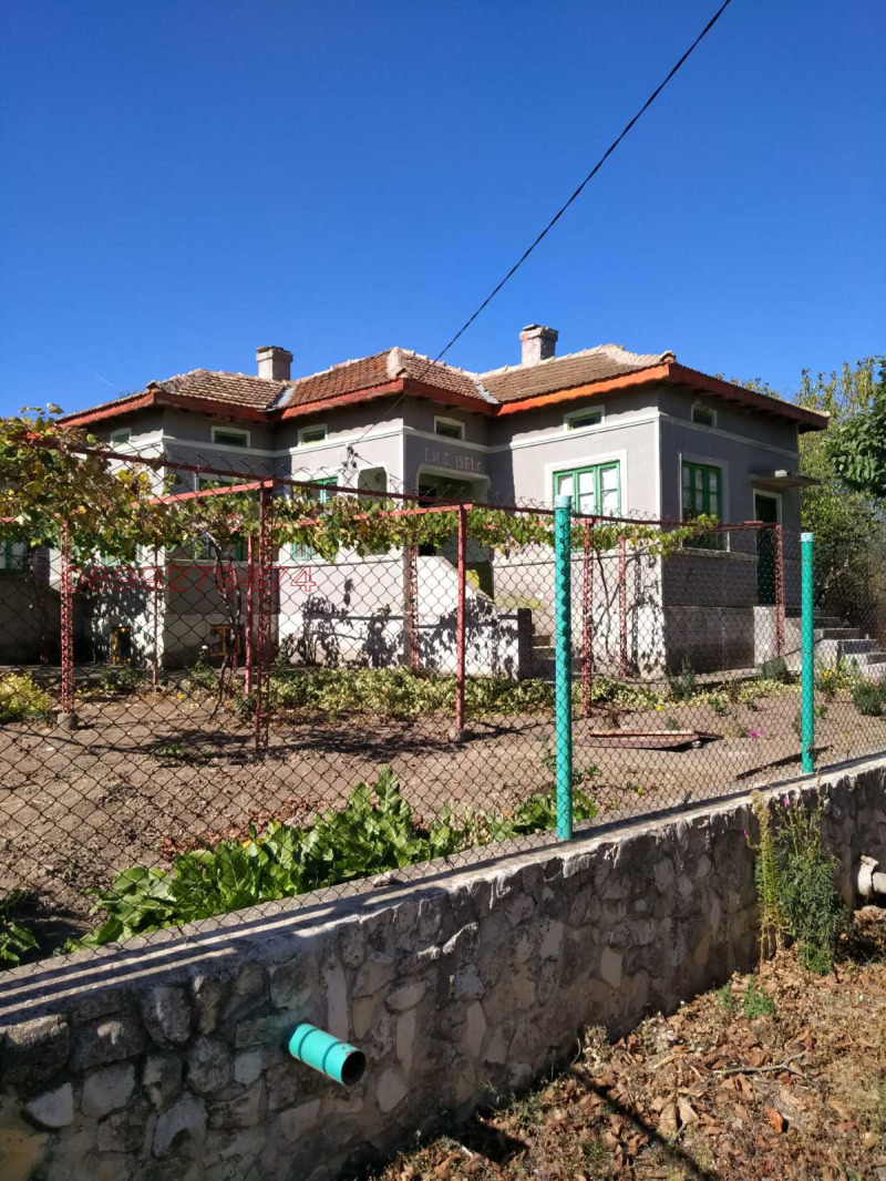 Продава КЪЩА, с. Сноп, област Добрич, снимка 15 - Къщи - 52781981