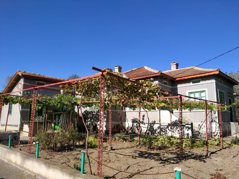 Продава КЪЩА, с. Сноп, област Добрич, снимка 2 - Къщи - 52781981