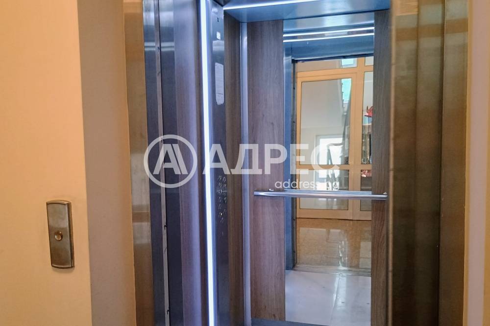 Продава 2-СТАЕН, гр. София, Център, снимка 9 - Апартаменти - 54604640