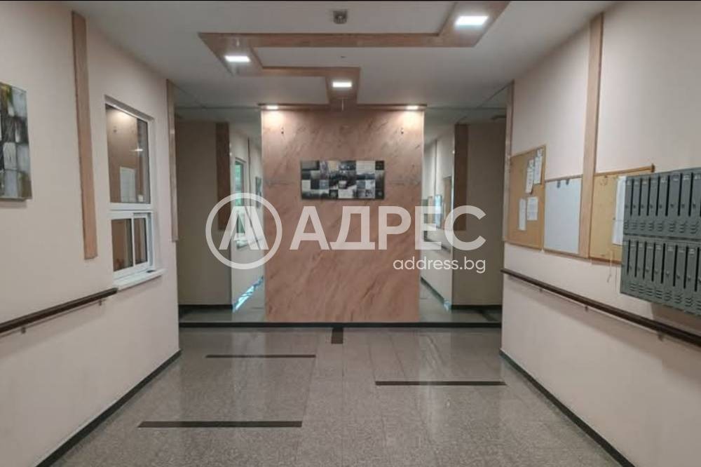 Продава 2-СТАЕН, гр. София, Център
