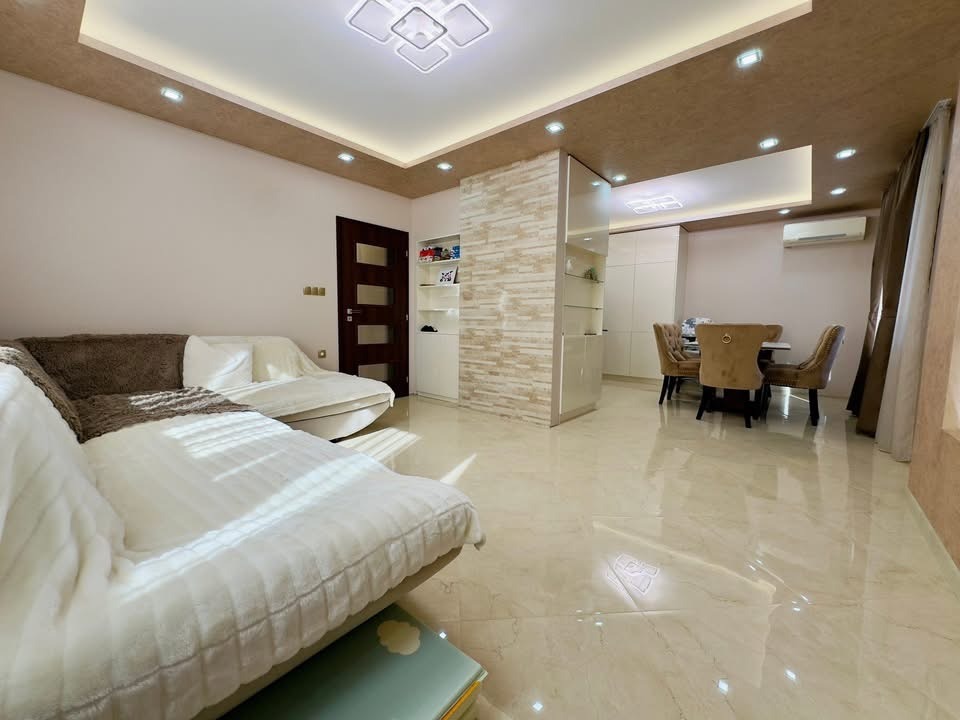 Продава КЪЩА, гр. Монтана, Широк център, снимка 2 - Къщи - 54164772