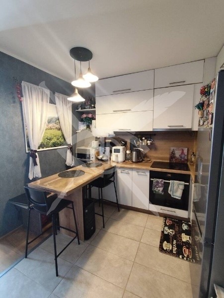 Продава 2-СТАЕН, гр. Бургас, Сарафово