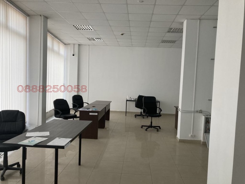 En venta  Oficina Sofia , Studentski grad , 780 metros cuadrados | 55849999 - imagen [2]