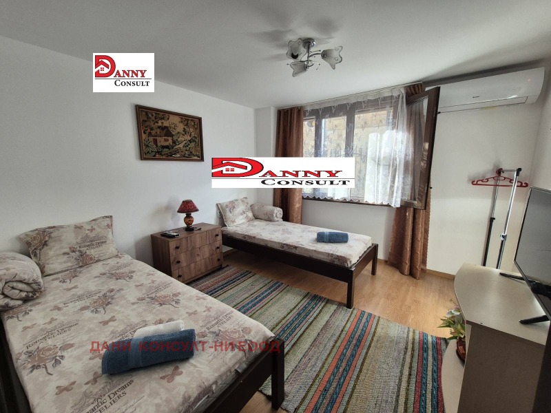 Продава ХОТЕЛ, гр. Елена, област Велико Търново