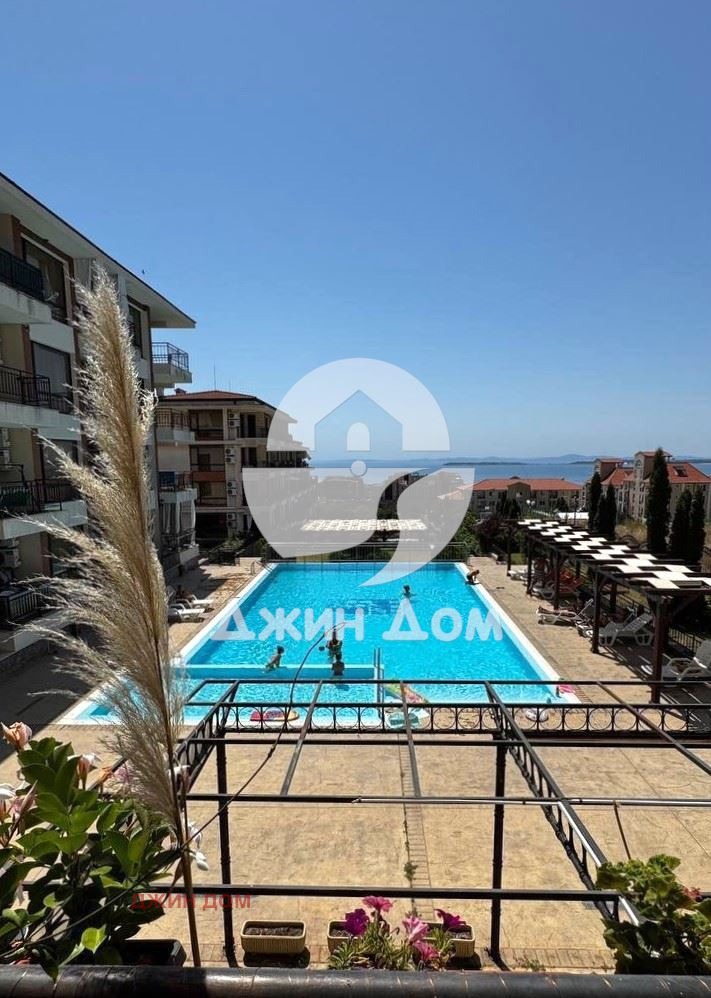 Продава 2-СТАЕН, гр. Свети Влас, област Бургас