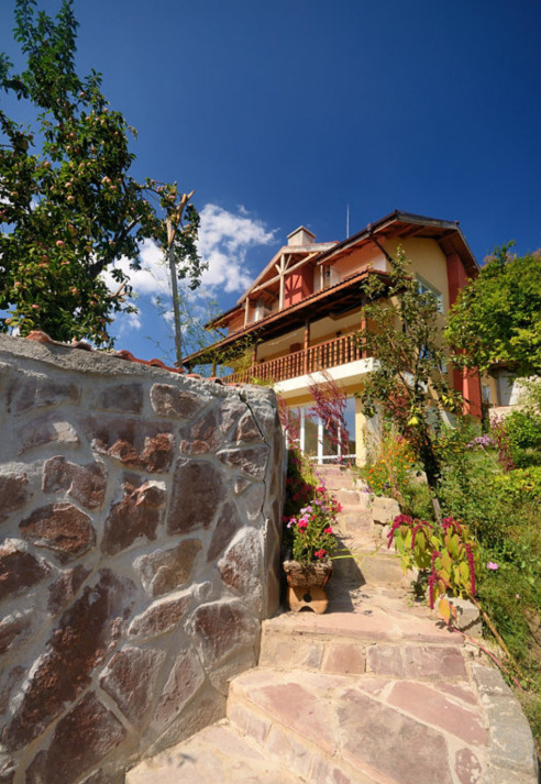 Продава КЪЩА, с. Люлин, област Перник, снимка 2 - Къщи - 53765181