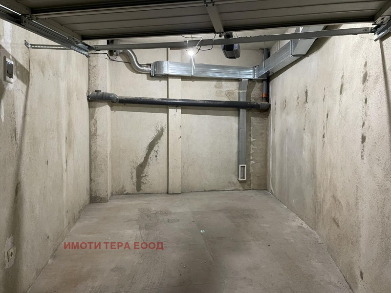 Продава ГАРАЖ, ПАРКОМЯСТО, гр. Варна, Операта