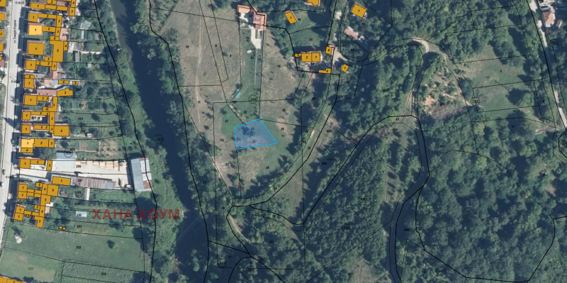 Продава ПАРЦЕЛ, гр. Троян, област Ловеч