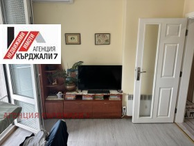������� 3-����� | Imot.bg � ����� ������ 8